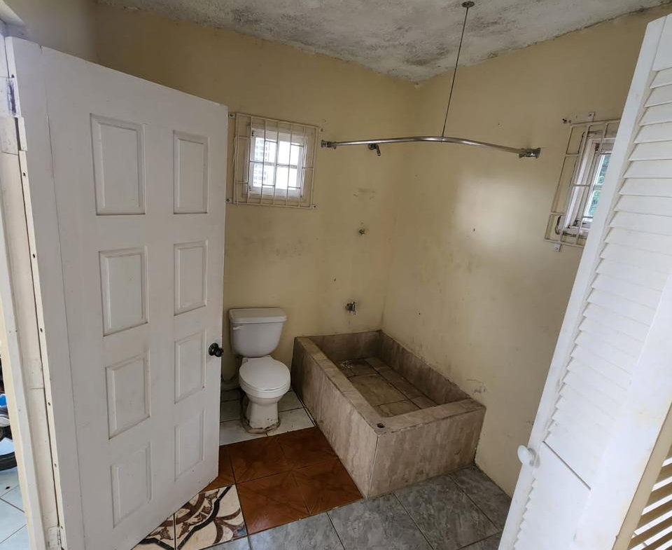Twenty-Fifth image of 58 West Park Avenue, May Pen in May Pen, Clarendon, Jamaica - property is For Sale