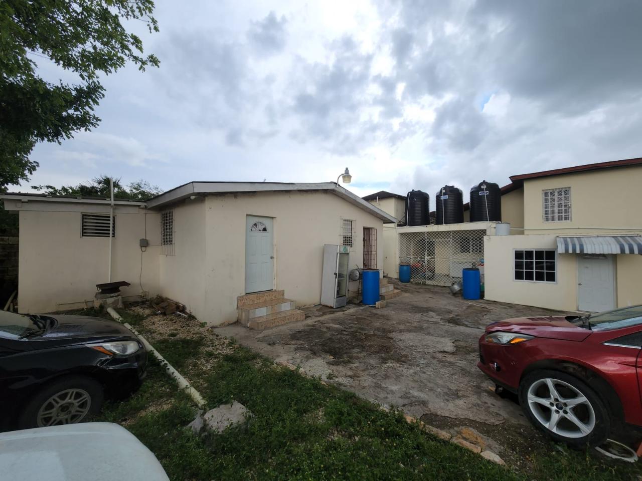 Investment-Property-for-Sale-in-May-Pen-Jamaica-5-Income-Generating-Apartments Fifth image of 58 West Park Avenue, May Pen in May Pen, Clarendon, Jamaica - property is For Sale