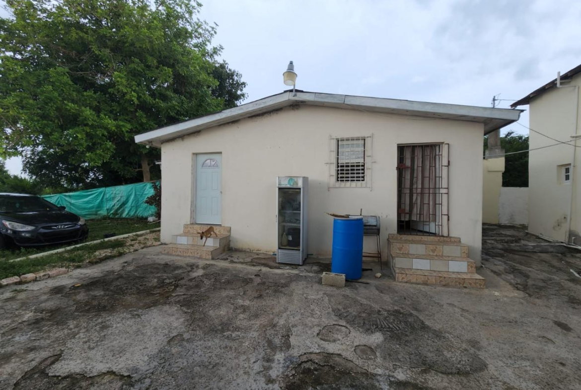 Sixth image of 58 West Park Avenue, May Pen in May Pen, Clarendon, Jamaica - property is For Sale