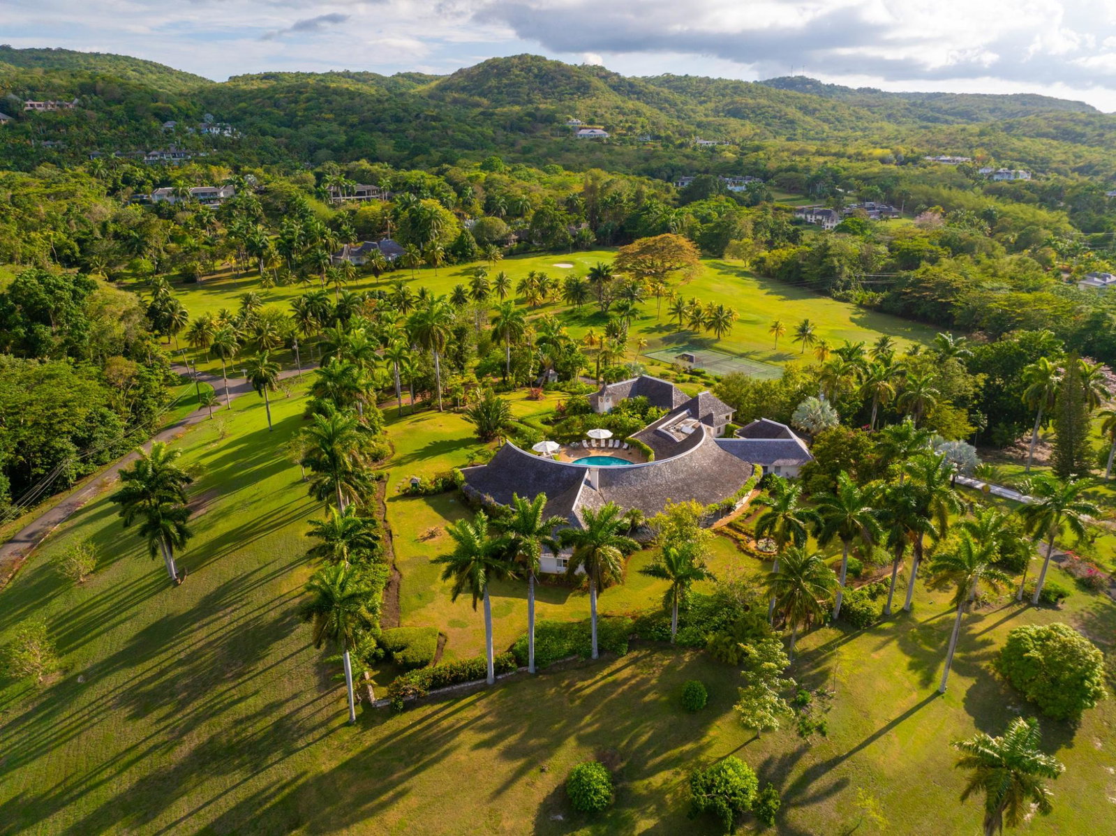 Little-Hill-Villa-for-Sale-at-Tryall-Club-Jamaica-Luxury-Living Second image of Little Hil- The Tryall Club in Tryall Estate, Hanover, Jamaica - property is For Sale