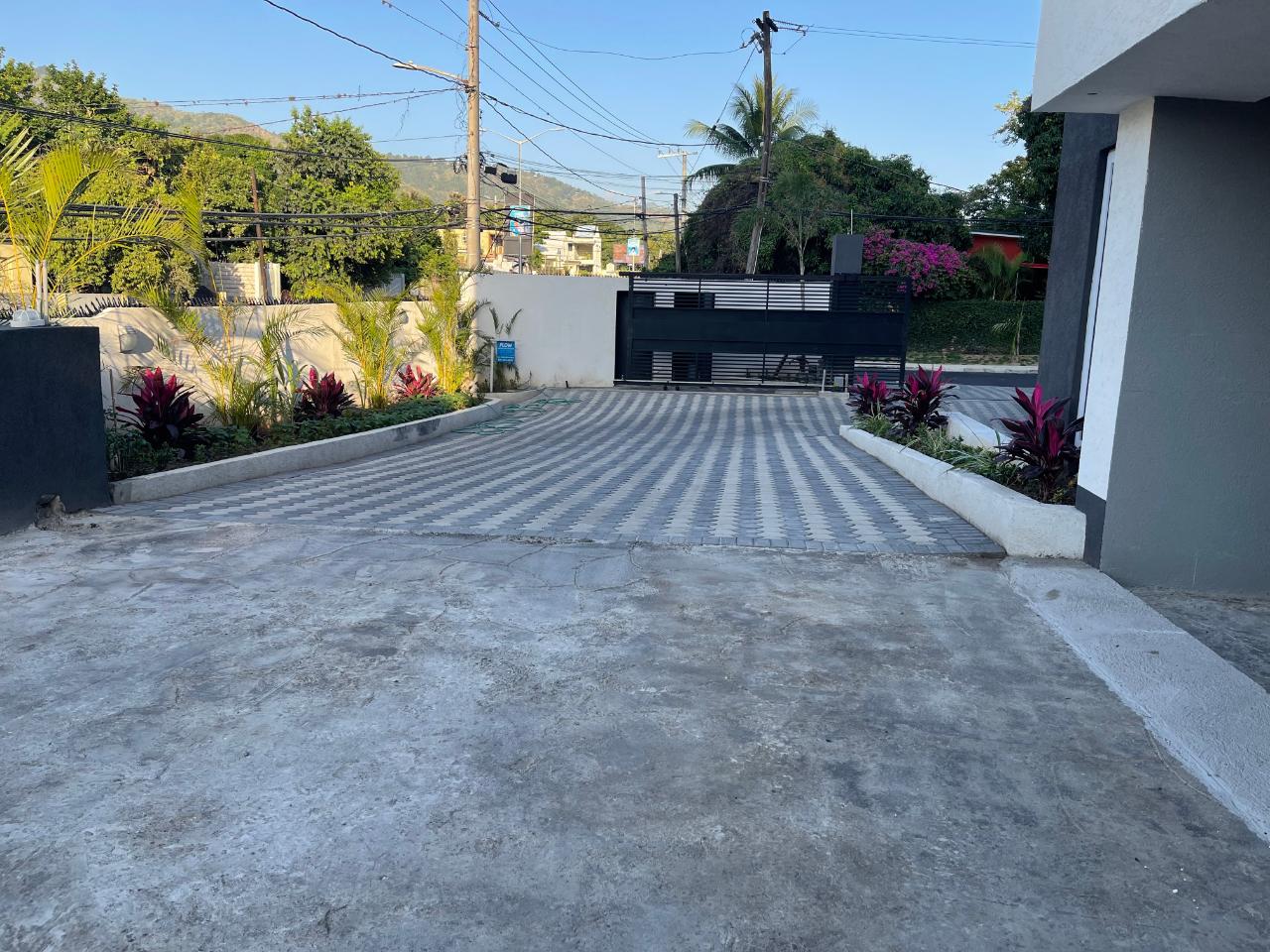 Sixth image of 18-2 Hibiscus Drive, Barbican in Kingston 8, St. Andrew, Jamaica - property is For Sale