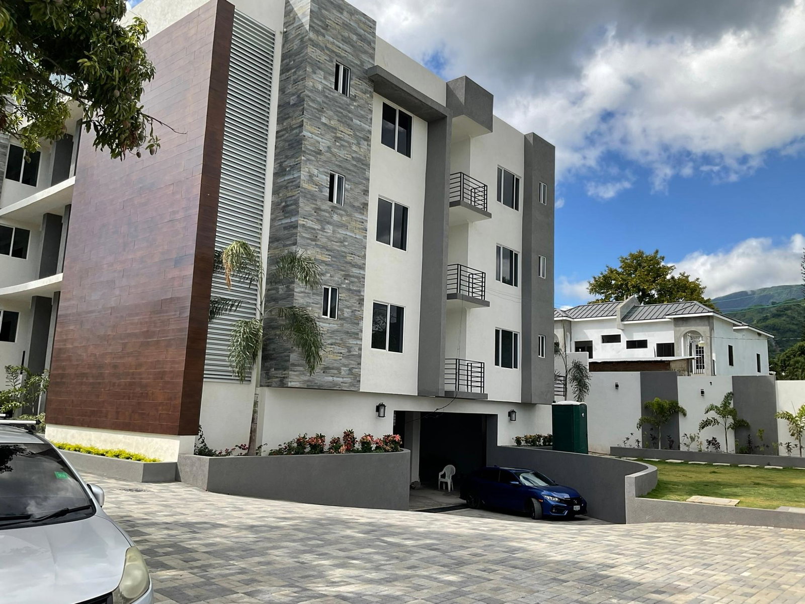 Luxurious-1200-sq-ft-Apartment-for-Sale-in-Norbrook-Jamaica Fifth image of 7-13 Norbrook Drive in Kingston 8, St. Andrew, Jamaica - property is For Sale
