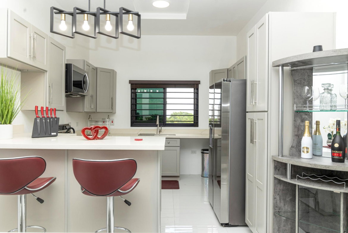 Fourth image of 7-2 Salisbury Avenue in Kingston 6, St. Andrew, Jamaica - property is For Rent