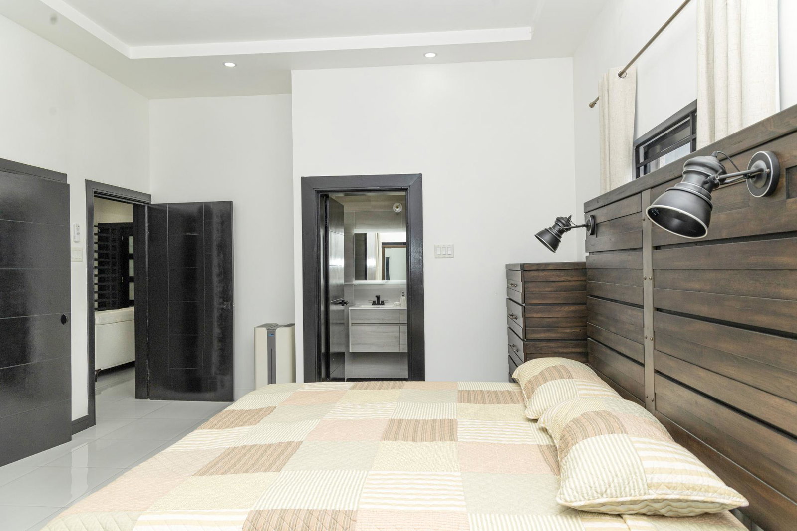 Luxurious-2-Bedroom-Apartment-for-Rent-in-Gated-Community-Salisbury-Jamaica Sixth image of 7-2 Salisbury Avenue in Kingston 6, St. Andrew, Jamaica - property is For Rent