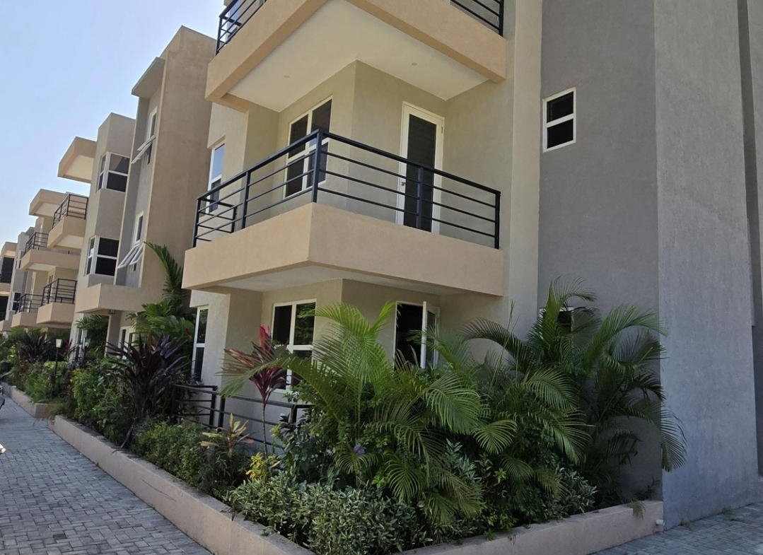 Fourteenth image of 7-3 Lakehurst Drive in Kingston 8, St. Andrew, Jamaica - property is For Rent