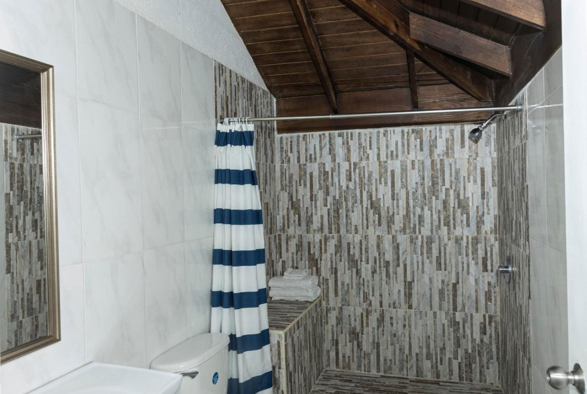 Eleventh image of 21-8 Washington Drive in Kingston 10, St. Andrew, Jamaica - property is For Sale