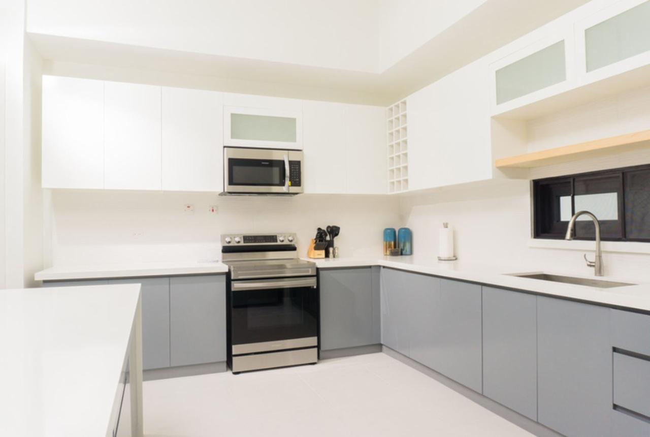 Luxurious-2-Bedroom-Penthouse-for-Rent-in-New-Kingston Ninth image of 903-21 Braemar Avenue, Kingston in Kingston 5, St. Andrew, Jamaica - property is For Rent