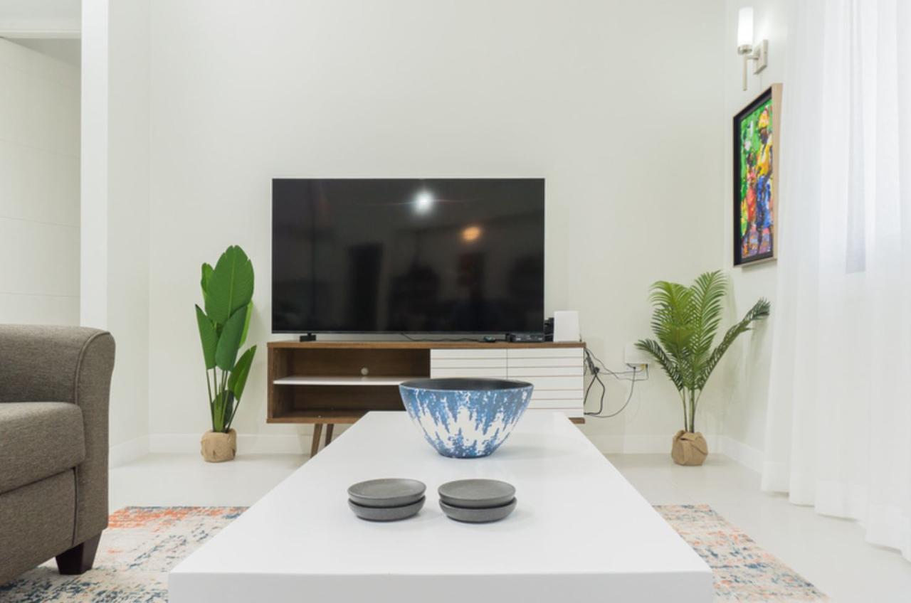Luxurious-2-Bedroom-Penthouse-for-Rent-in-New-Kingston First image of 903-21 Braemar Avenue, Kingston in Kingston 5, St. Andrew, Jamaica - property is For Rent