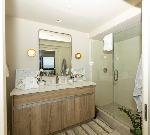 Eleventh image of 1109-2-4 King Street in KINGSTON, Kingston, Jamaica - property is For Rent
