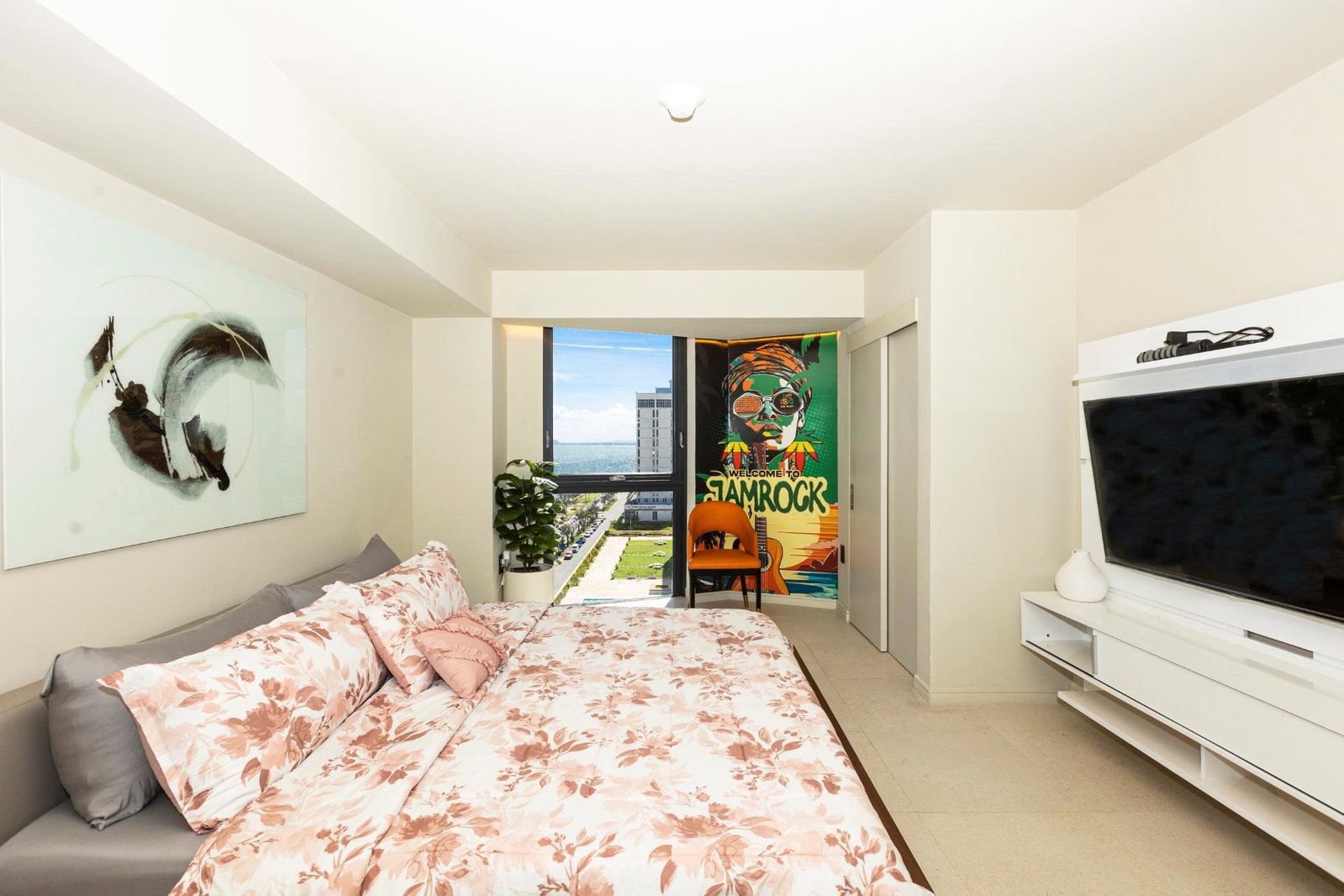 Eighth image of 1109-2-4 King Street in KINGSTON, Kingston, Jamaica - property is For Rent