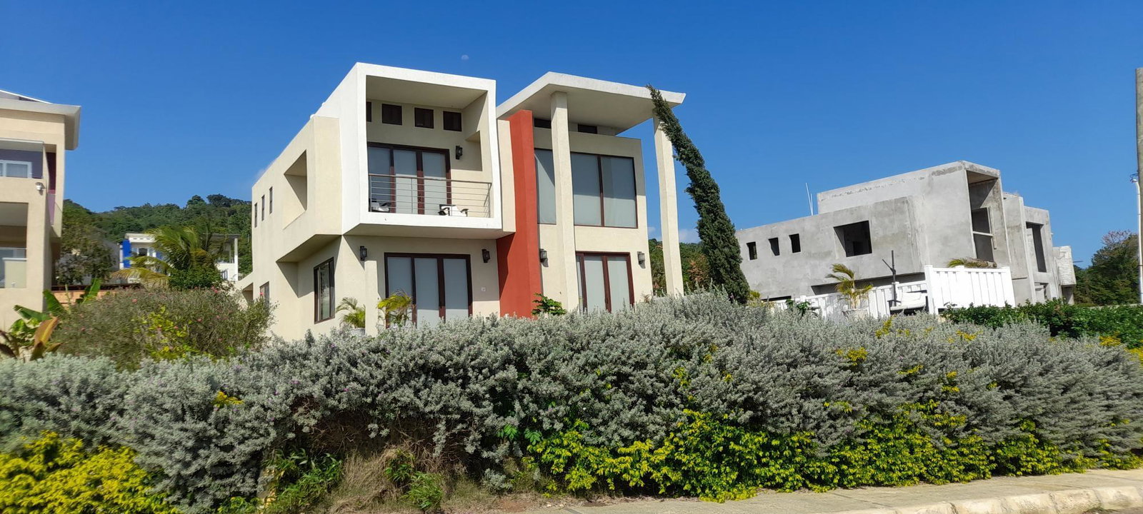 Luxurious-3-Bedroom-Beachfront-Villa-for-Sale-in-Jamaica First image of 93- Whitehouse Beach Club Wes in WHITEHOUSE, Westmoreland, Jamaica - property is For Sale