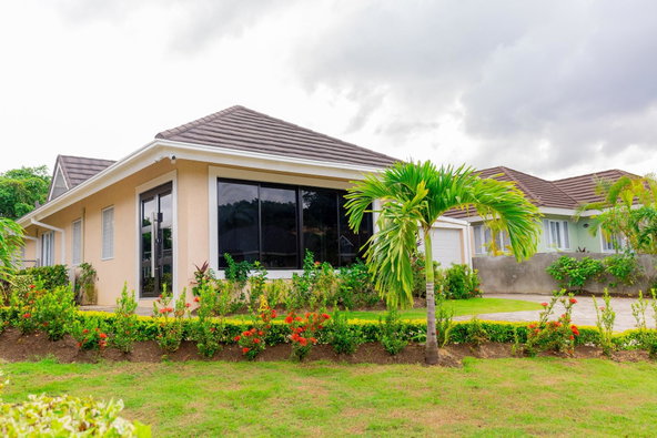 Second image of 1004- Callaloo Avenue, The in Richmond, St. Ann, Jamaica - property is For Rent