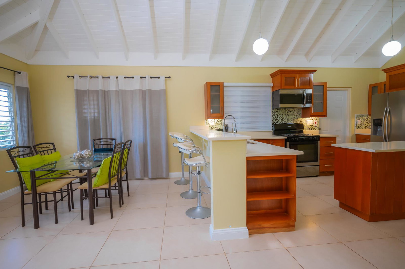 Seventh image of 519 Papaya Avenue in Priory, St. Ann, Jamaica - property is For Rent