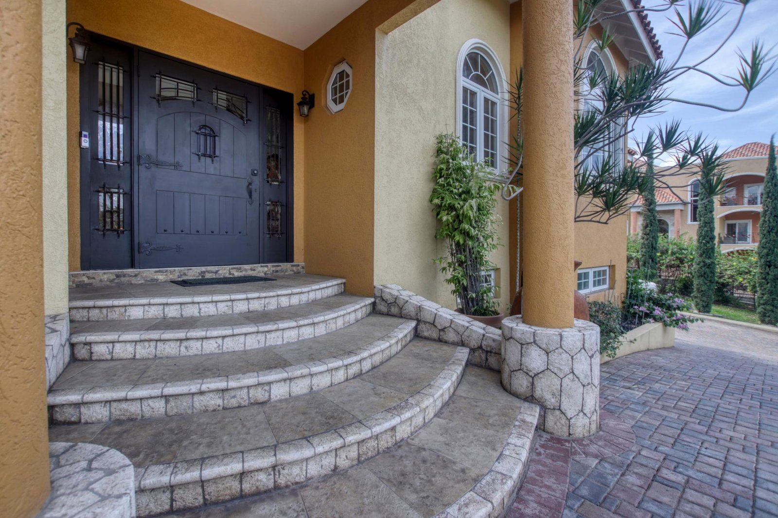 Seventeenth image of 21 Shenstone Drive in Kingston 6, St. Andrew, Jamaica - property is For Rent