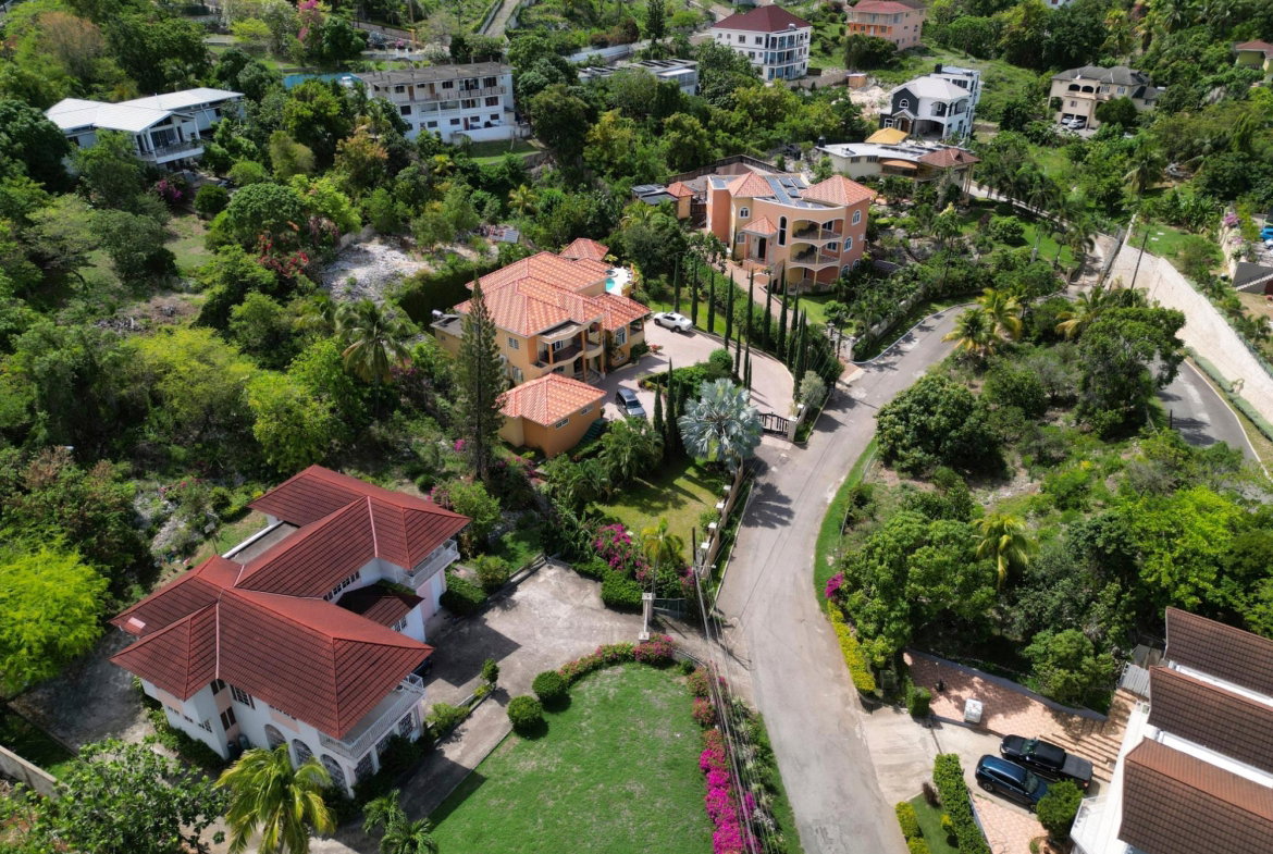 Seventh image of 21 Shenstone Drive in Kingston 6, St. Andrew, Jamaica - property is For Rent