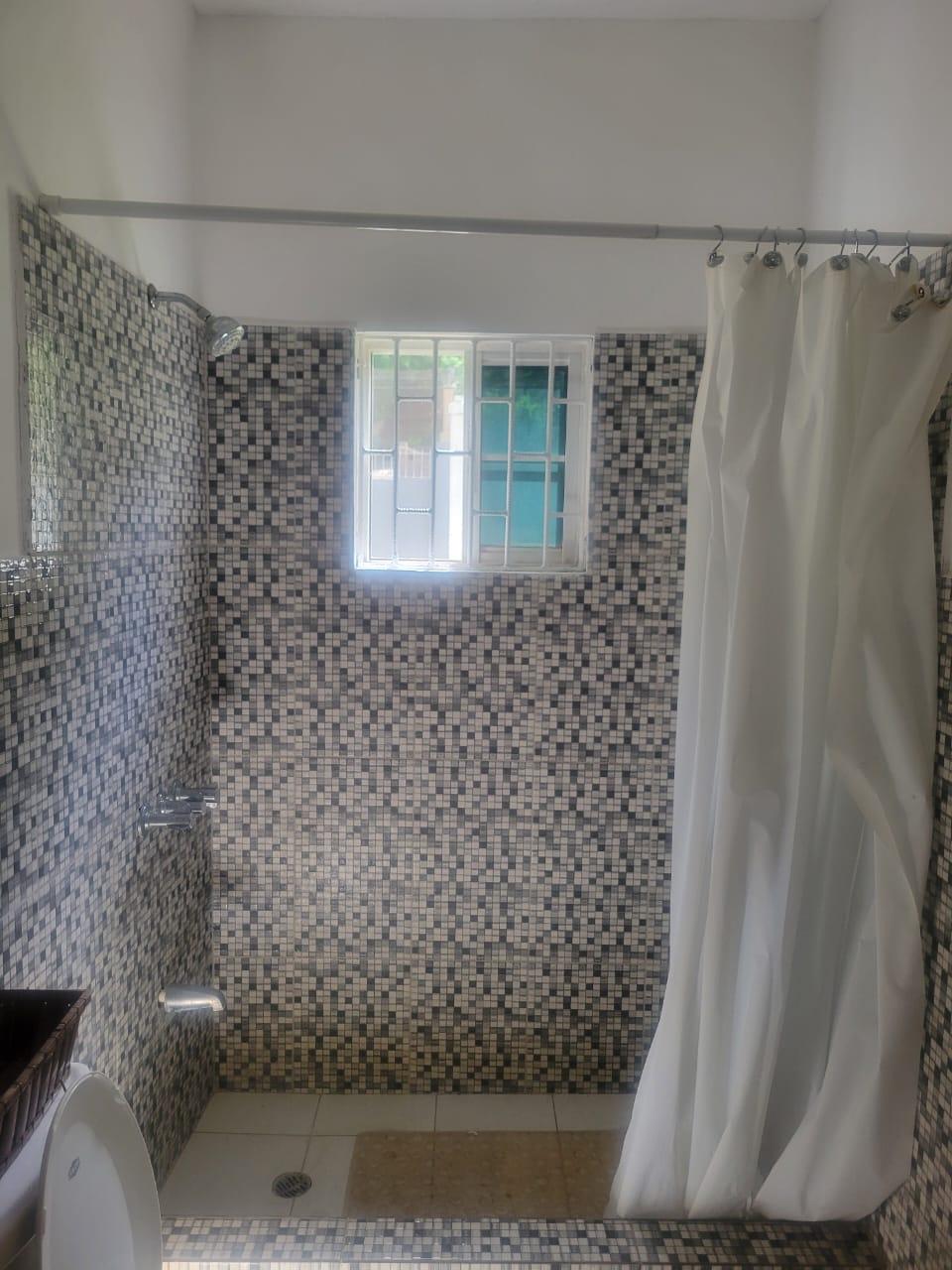 Tenth image of 7 Belvedere Road, Kingston in Kingston 19, St. Andrew, Jamaica - property is For Rent