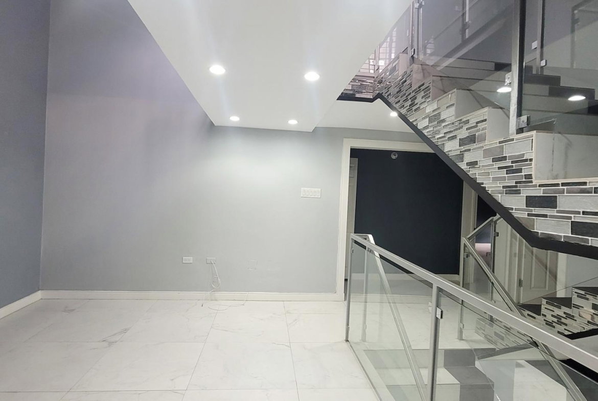 Twentieth image of 1-15 Par Drive in Kingston 8, St. Andrew, Jamaica - property is For Rent