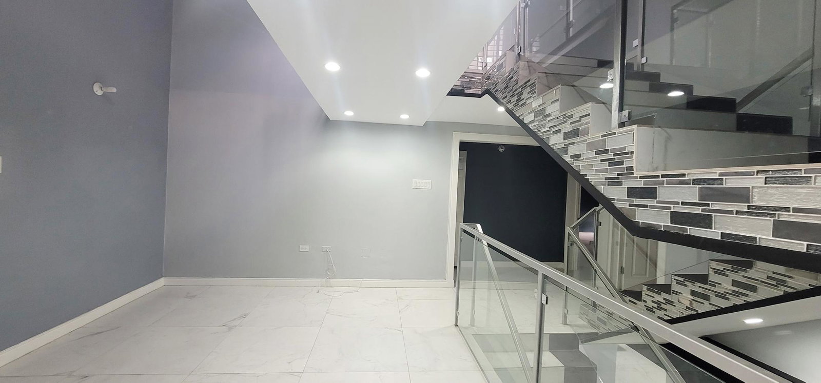 Twentieth image of 1-15 Par Drive in Kingston 8, St. Andrew, Jamaica - property is For Rent