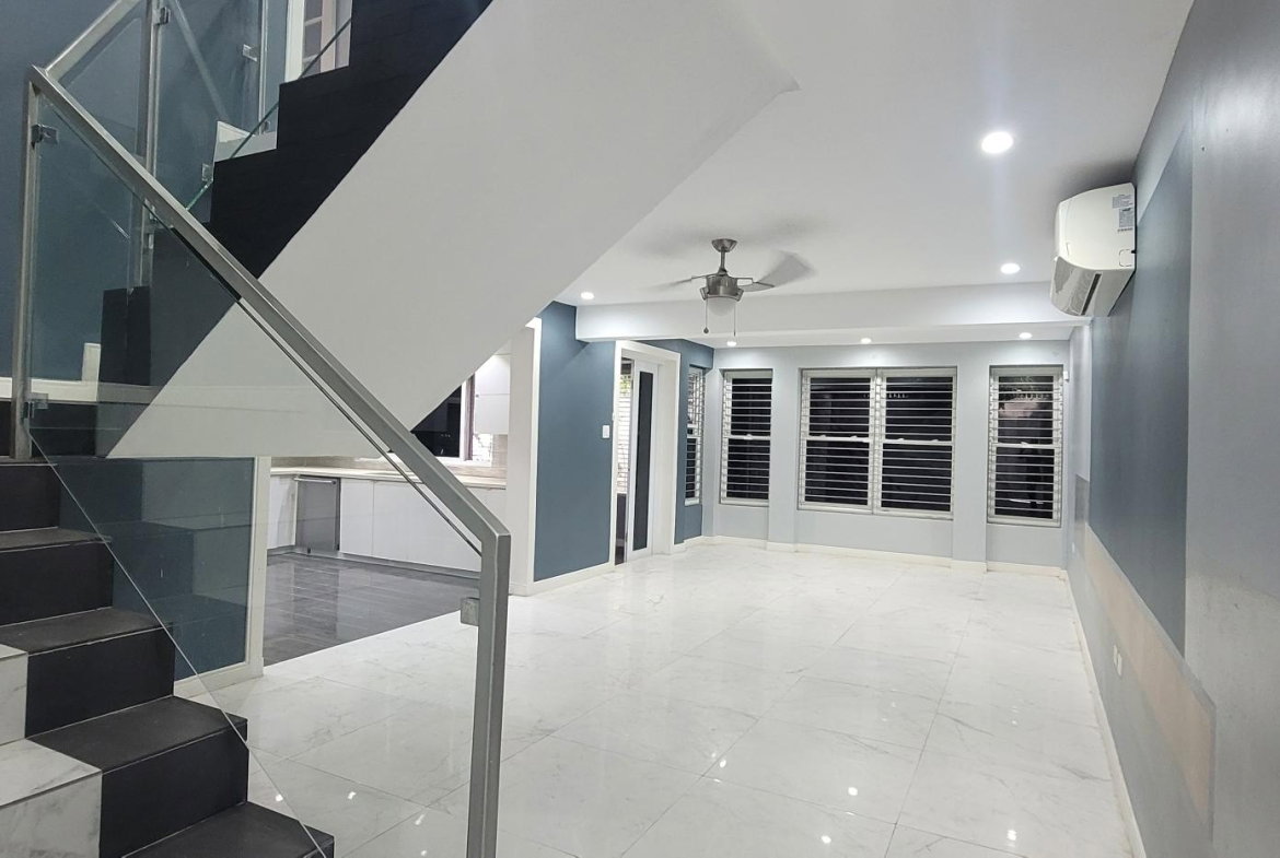 Ninth image of 1-15 Par Drive in Kingston 8, St. Andrew, Jamaica - property is For Rent
