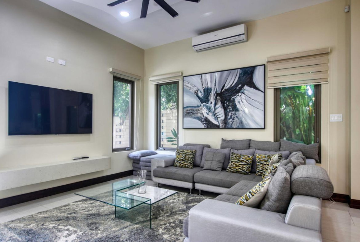 Seventh image of 3-4a Norbrook Close in Kingston 8, St. Andrew, Jamaica - property is For Rent
