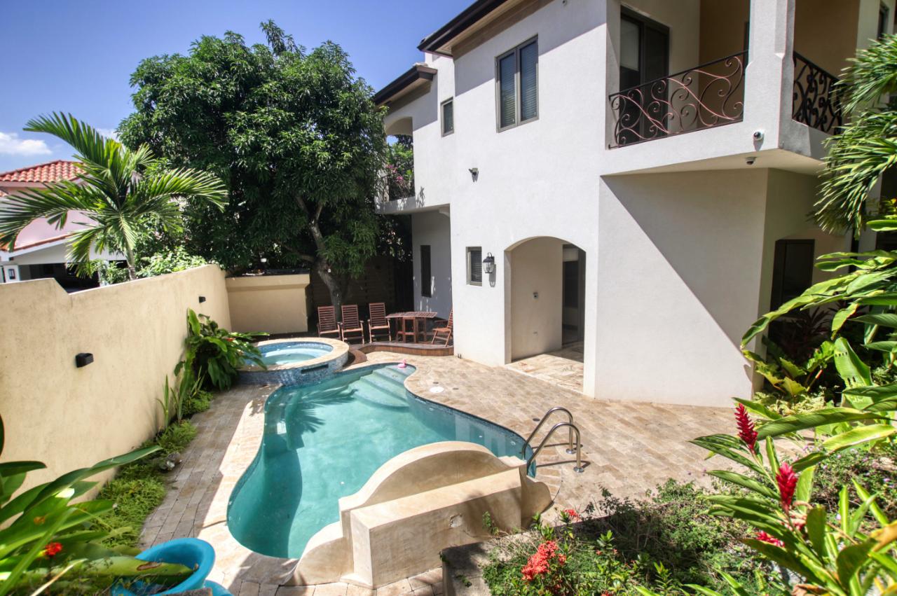 Eighth image of 3-4a Norbrook Close in Kingston 8, St. Andrew, Jamaica - property is For Rent