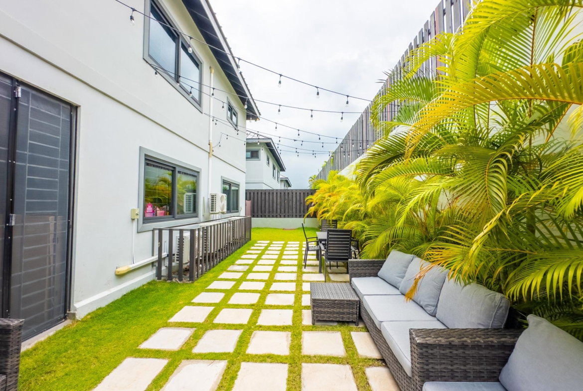 Second image of 25 Millsborough Ave in Kingston 6, St. Andrew, Jamaica - property is For Rent