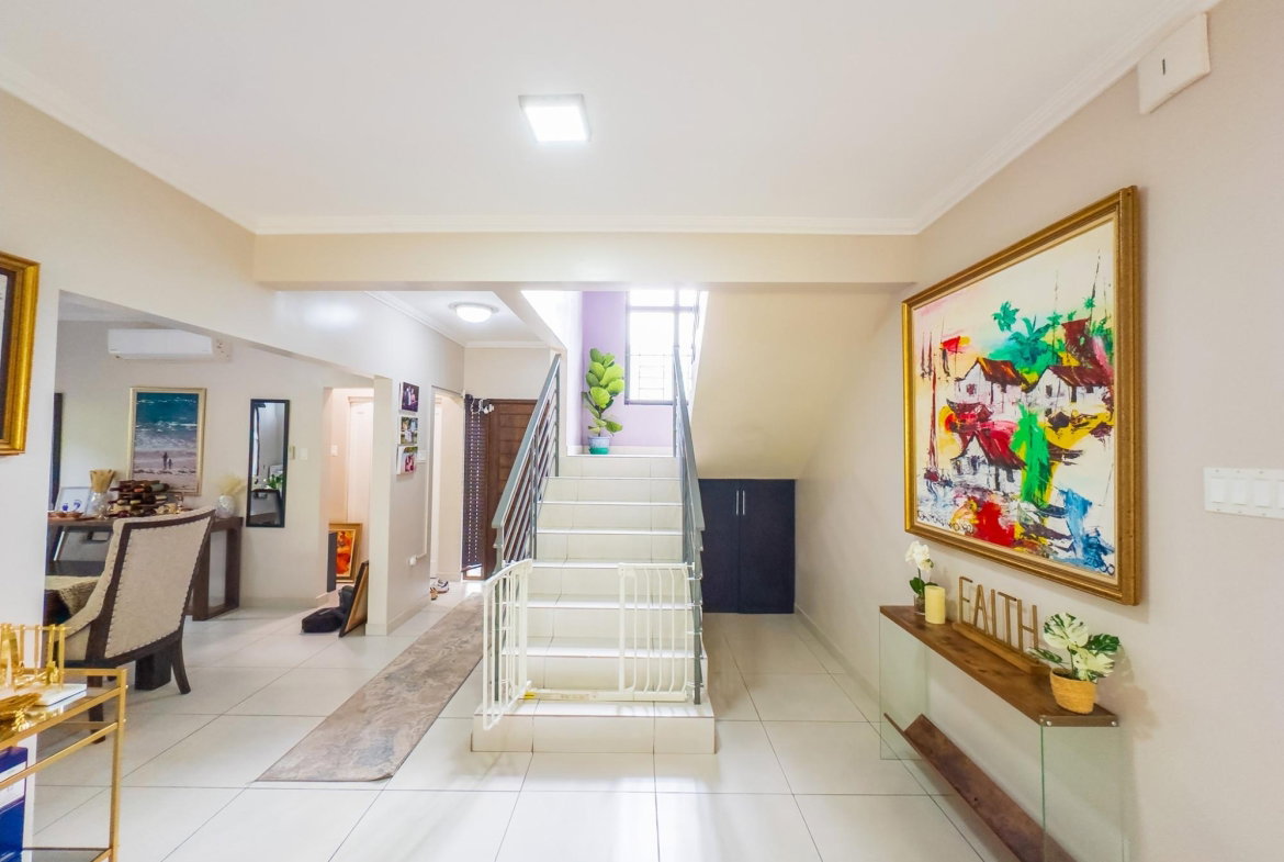 Twelfth image of 25 Millsborough Ave in Kingston 6, St. Andrew, Jamaica - property is For Rent