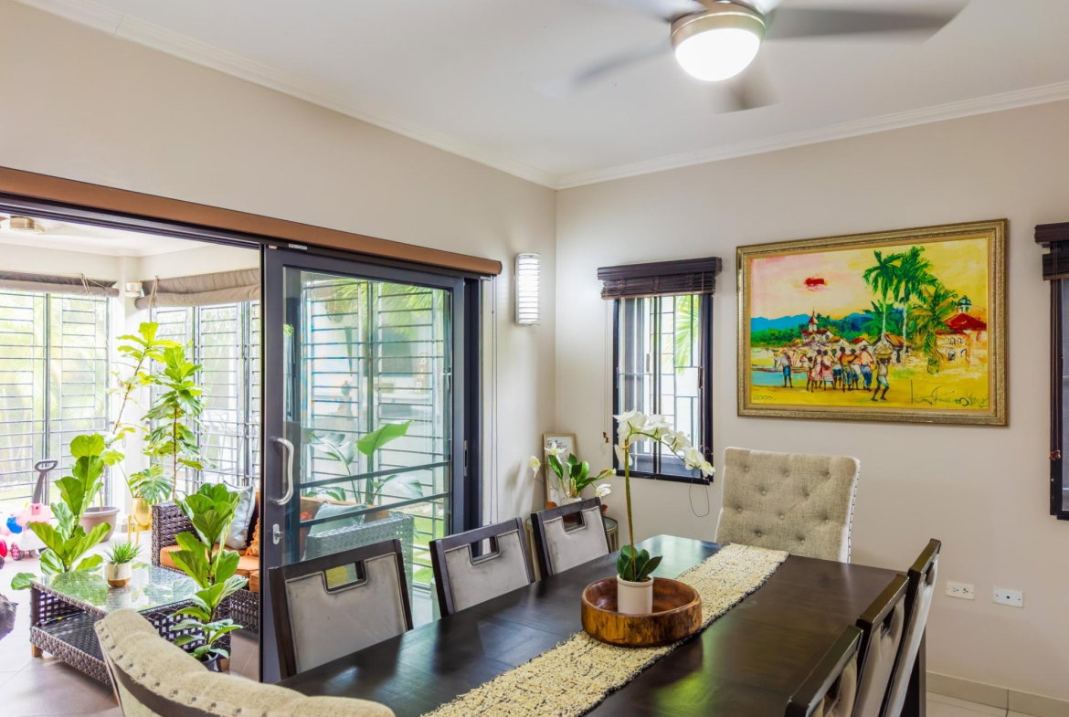 Fifth image of 25 Millsborough Ave in Kingston 6, St. Andrew, Jamaica - property is For Rent