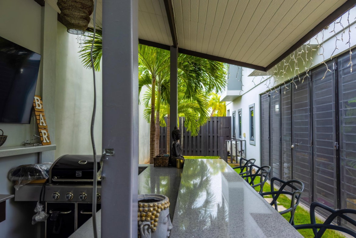 Ninth image of 25 Millsborough Ave in Kingston 6, St. Andrew, Jamaica - property is For Rent
