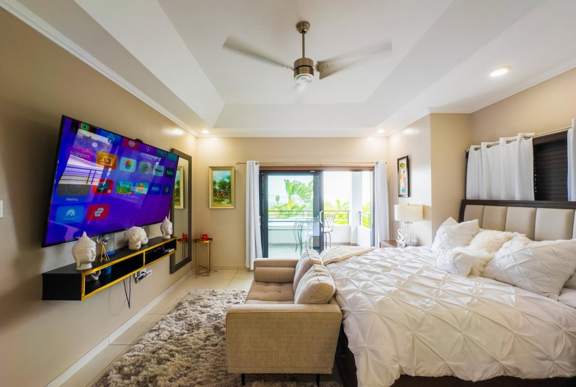 Tenth image of 25 Millsborough Ave in Kingston 6, St. Andrew, Jamaica - property is For Rent