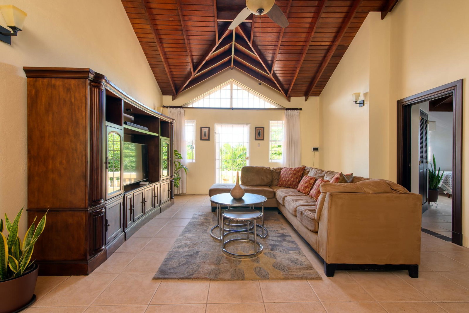 Fifteenth image of 5 Sandhurst Crescent in Kingston 6, St. Andrew, Jamaica - property is For Rent