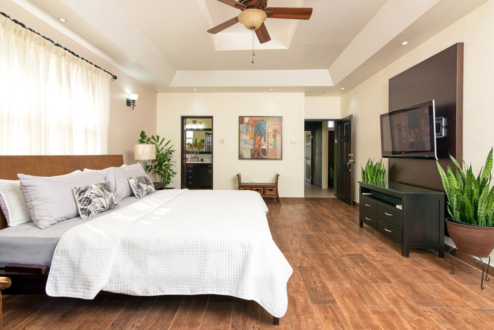 Eighteenth image of 5 Sandhurst Crescent in Kingston 6, St. Andrew, Jamaica - property is For Rent