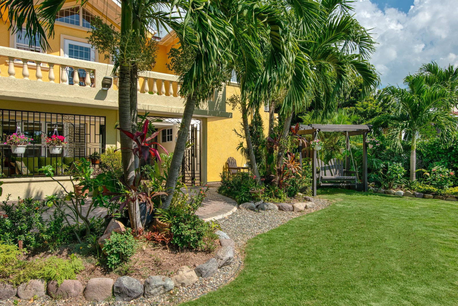 Fifth image of 5 Sandhurst Crescent in Kingston 6, St. Andrew, Jamaica - property is For Rent
