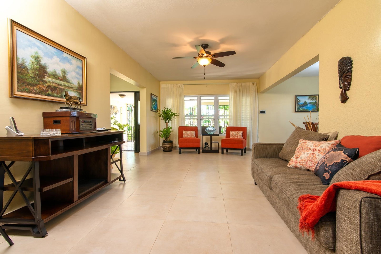 Ninth image of 5 Sandhurst Crescent in Kingston 6, St. Andrew, Jamaica - property is For Rent