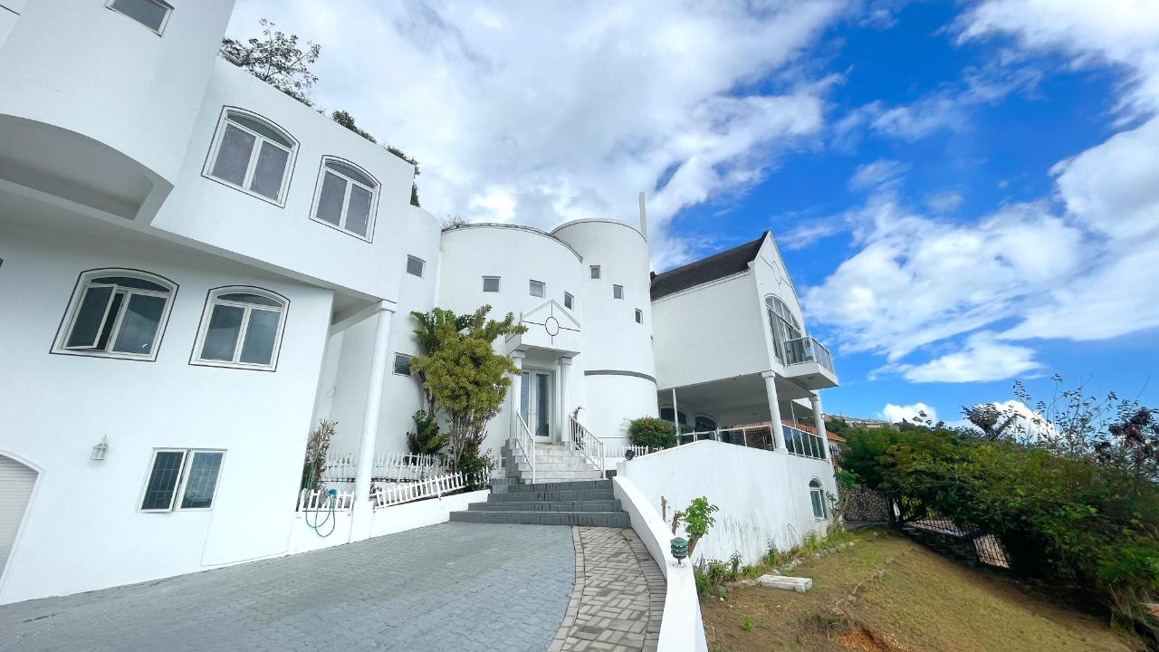 Luxurious-5-Bedroom-Home-for-Rent-in-Upper-St.-Andrew-Jamaica Second image of 6 Hill Road in Kingston 8, St. Andrew, Jamaica - property is For Rent