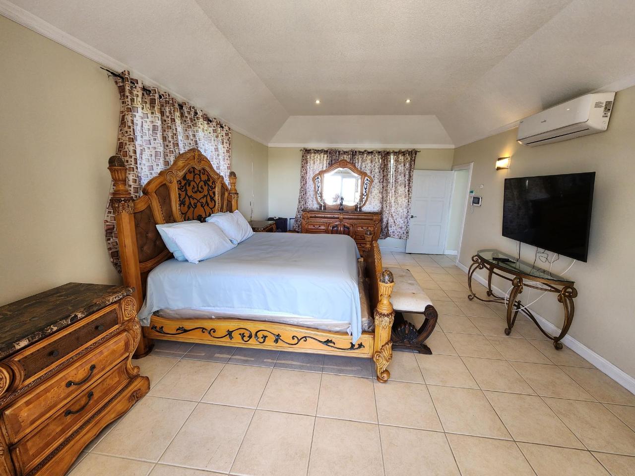 Fifteenth image of 9 Lady Kay Drive in Kingston 8, St. Andrew, Jamaica - property is For Rent