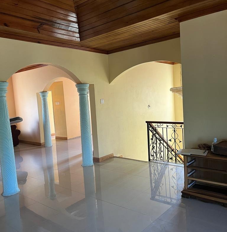 Eleventh image of Top Greenvale, Hatfield in Mandeville, Manchester, Jamaica - property is For Sale