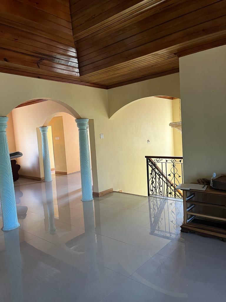 Eleventh image of Top Greenvale, Hatfield in Mandeville, Manchester, Jamaica - property is For Sale