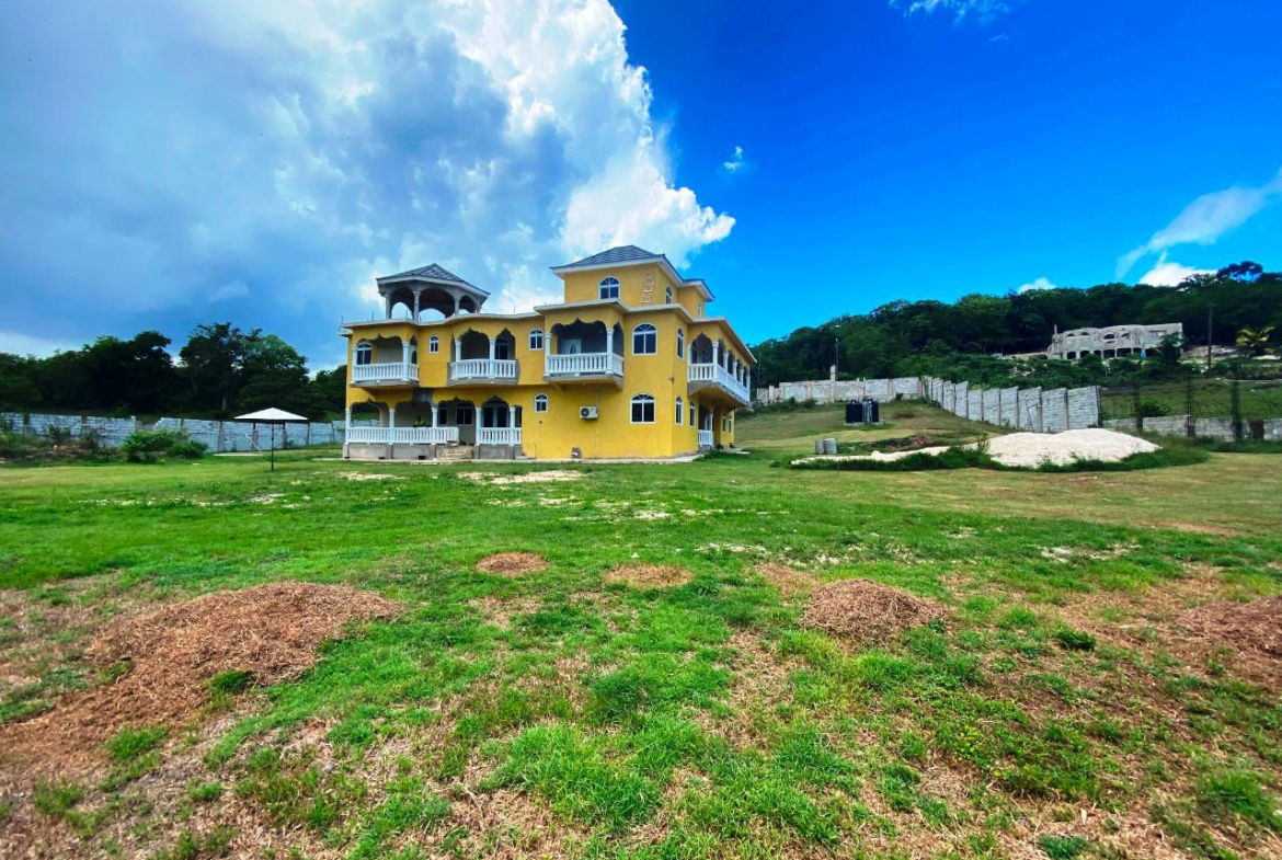 Twentieth image of Content Adelphi in Adelphi, St. James, Jamaica - property is For Sale