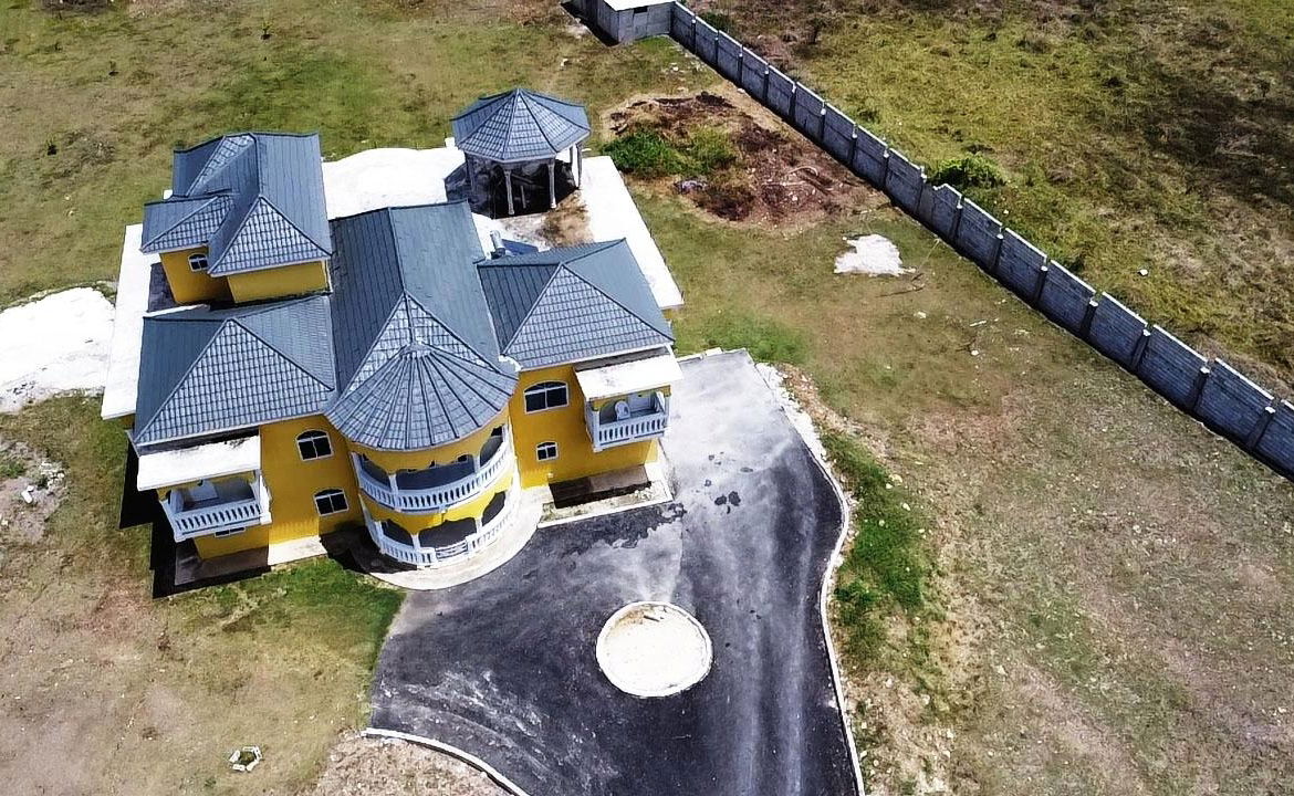 Fifth image of Content Adelphi in Adelphi, St. James, Jamaica - property is For Sale