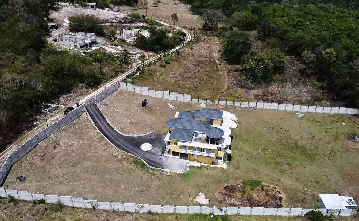 Ninth image of Content Adelphi in Adelphi, St. James, Jamaica - property is For Sale