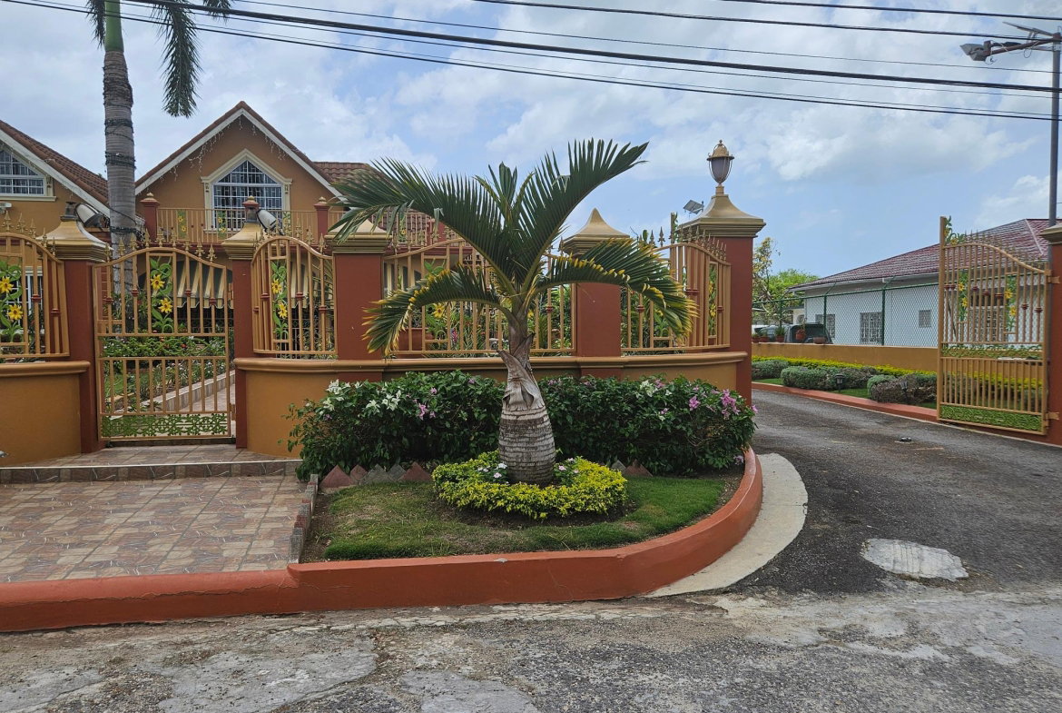 Third image of Chantilly Gardens in Chantilly, Westmoreland, Jamaica - property is For Sale