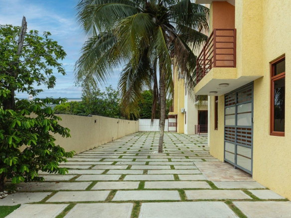 First image of Unit 5-16 Lawrence Avenue, Kingston in KINGSTON, Kingston, Jamaica - property is For Sale