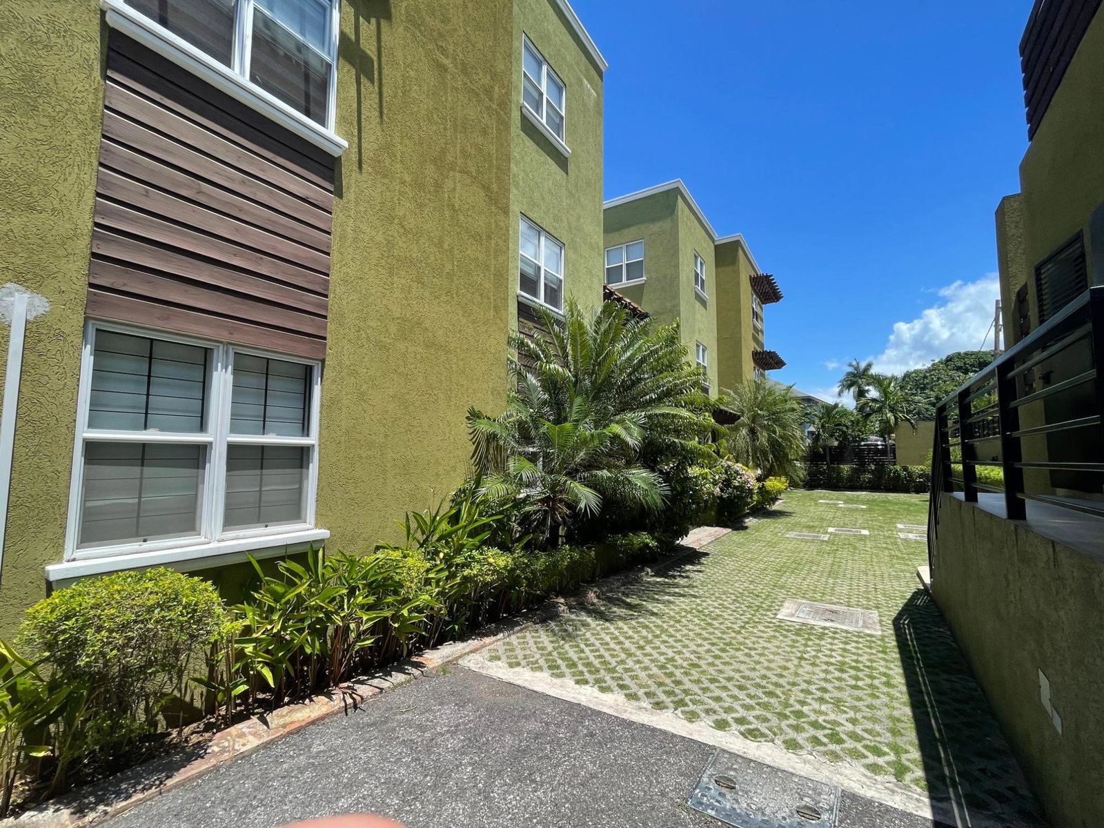 Twenty-First image of 5-6 Lower Great House Drive in Kingston 8, St. Andrew, Jamaica - property is For Rent