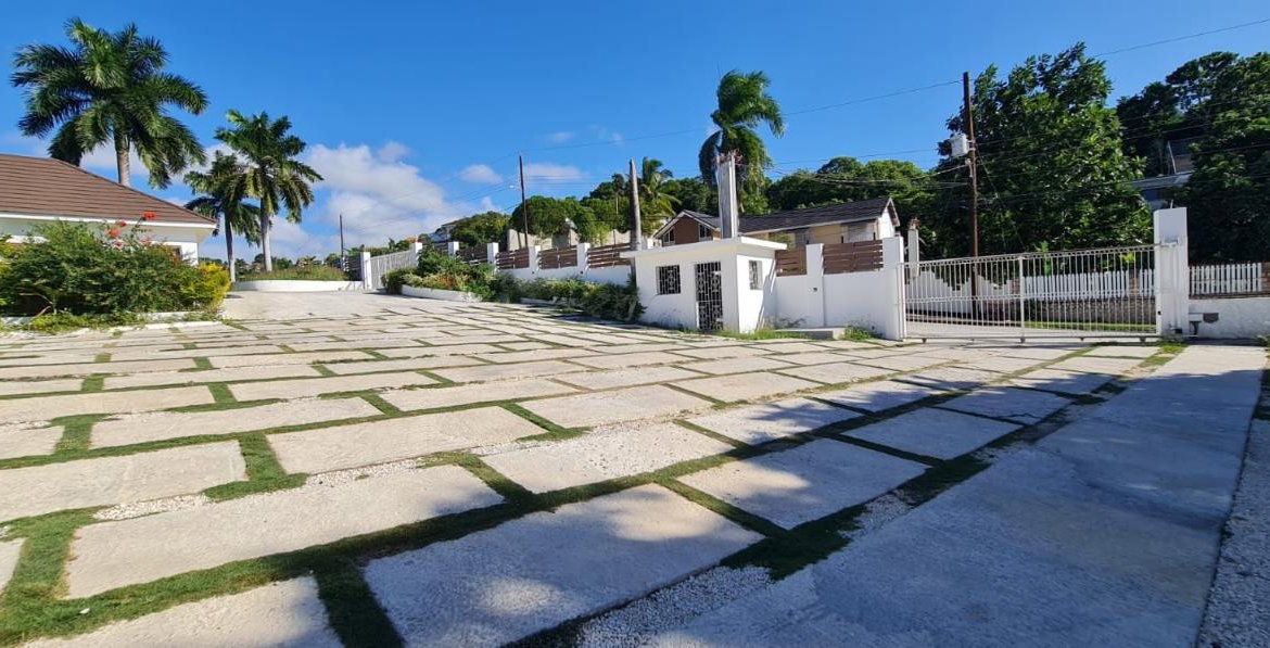 Seventh image of A2-303 Charles Avenue, Ironshore in Ironshore, St. James, Jamaica - property is For Rent