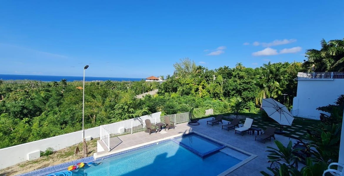 Ninth image of A12-303 Charles Avenue, Ironshore in Ironshore, St. James, Jamaica - property is For Rent