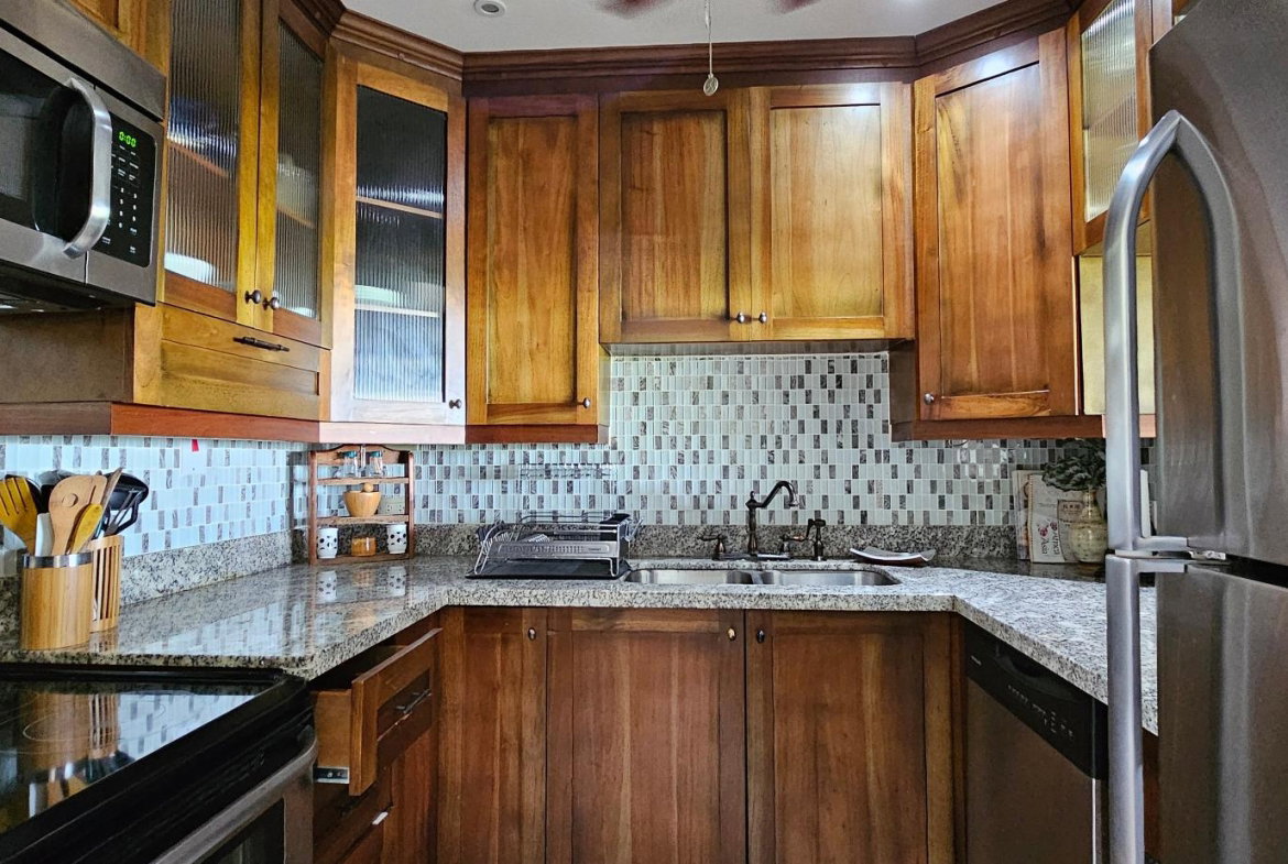 Fourteenth image of 3a- Manor Court Kingston 8 in Kingston 8, St. Andrew, Jamaica - property is For Rent