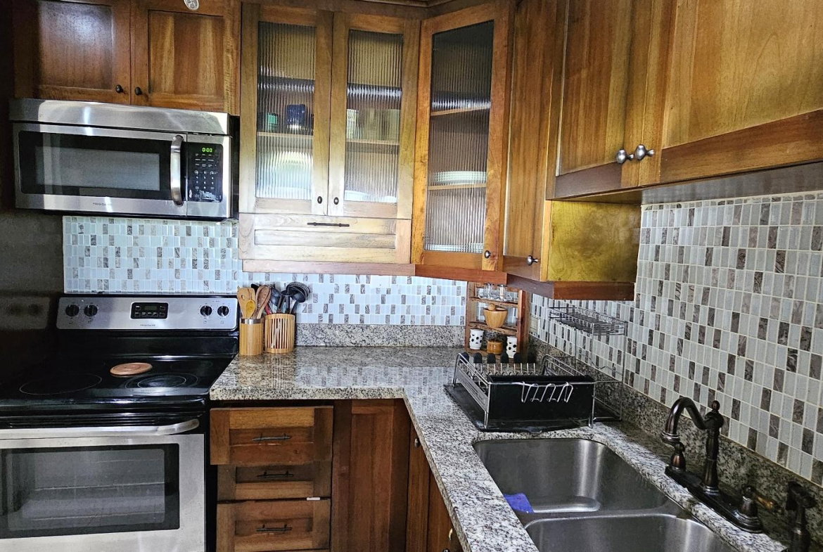Fifteenth image of 3a- Manor Court Kingston 8 in Kingston 8, St. Andrew, Jamaica - property is For Rent