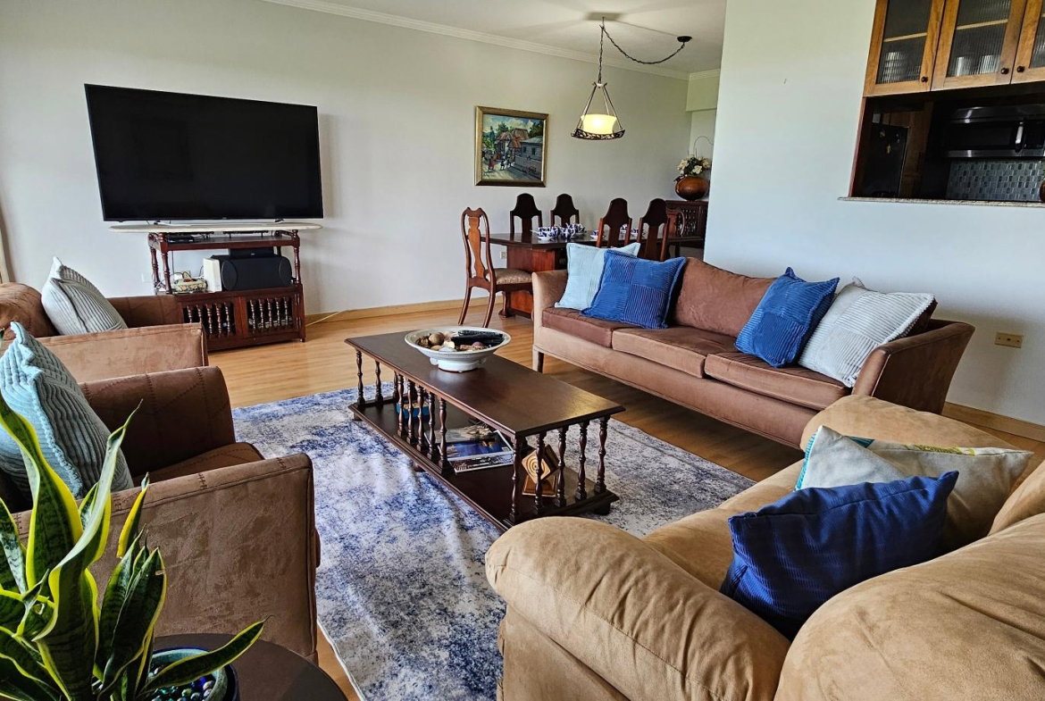Fifth image of 3a- Manor Court Kingston 8 in Kingston 8, St. Andrew, Jamaica - property is For Rent