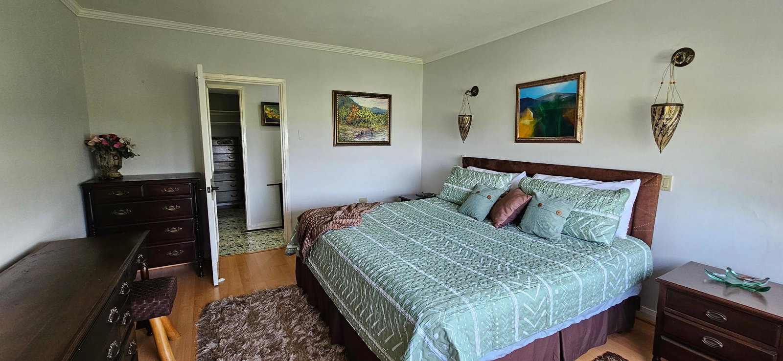 Tenth image of 3a- Manor Court Kingston 8 in Kingston 8, St. Andrew, Jamaica - property is For Rent